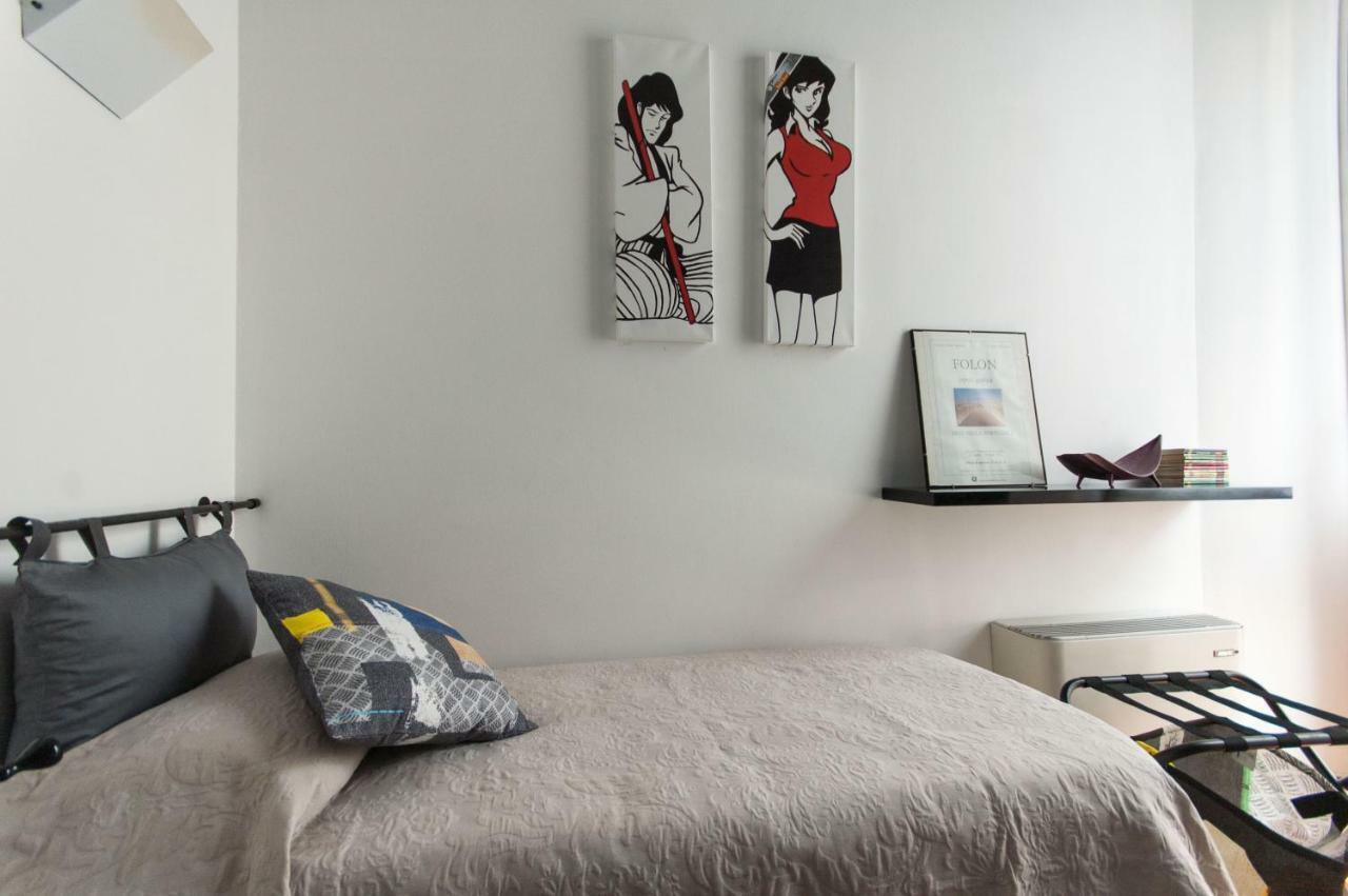 Fancy Blue Duomo Duplex Apartement ミラノ エクステリア 写真