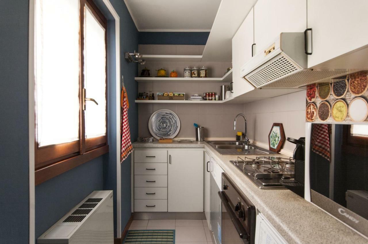 Fancy Blue Duomo Duplex Apartement ミラノ エクステリア 写真